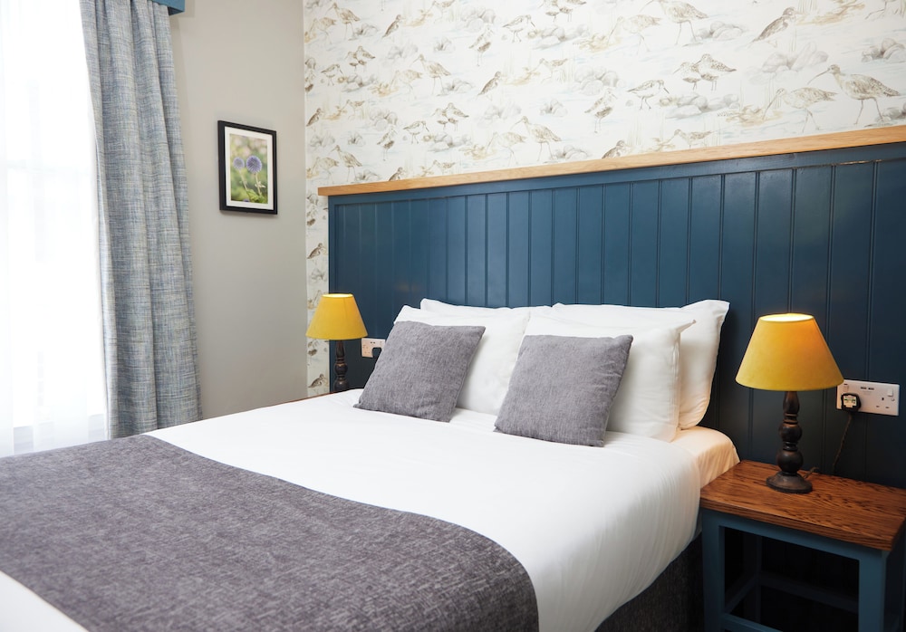 The Bell Hotel Woburn By Greene King Inns — hotel in Woburn
