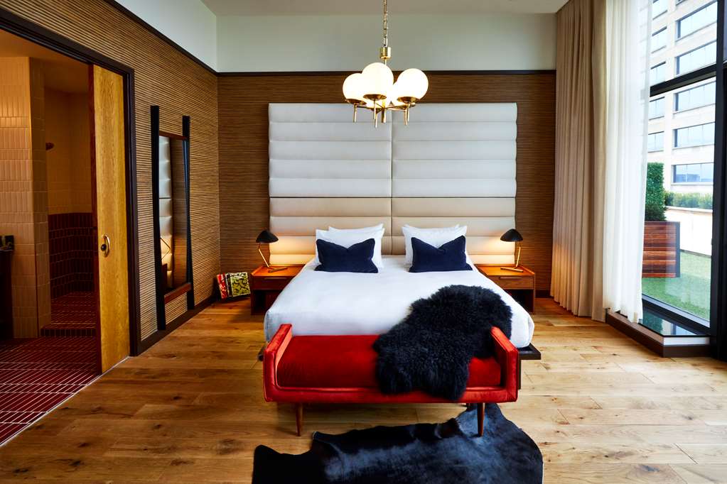 Fairlane Hotel - photo 5