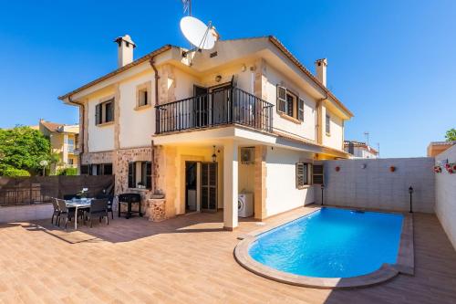 Casa Jordi — 4-Star Luxury Hotel in Can Picafort, Spain