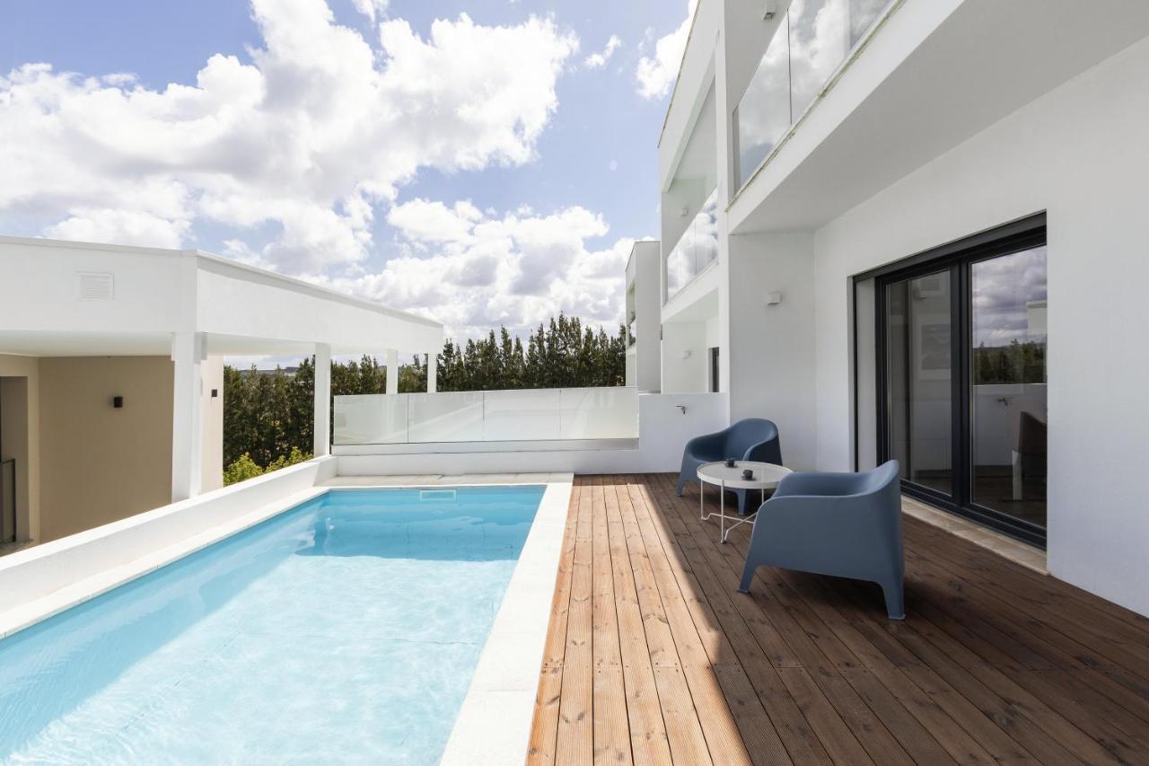 3BR Oasis With Pool by LovelyStay — hotel in Bombarral
