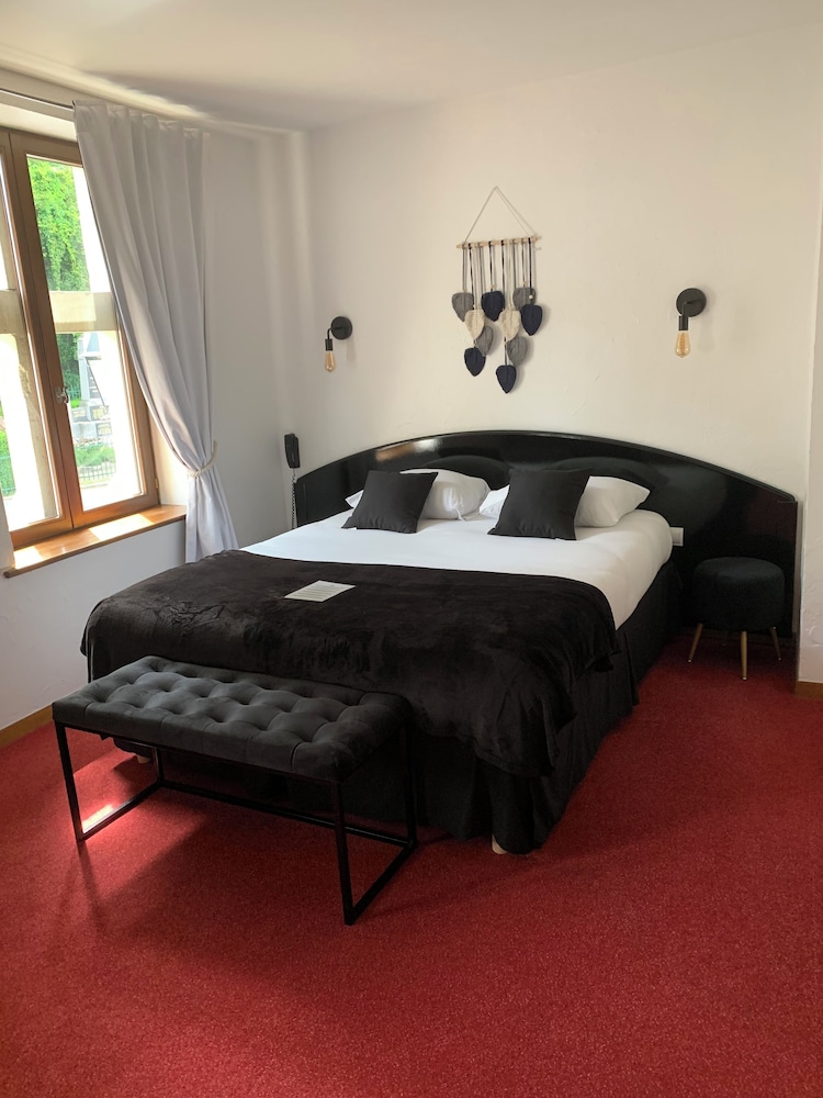 Auberge du jeu darc - last minute hotel in Cires-Les-Mello
