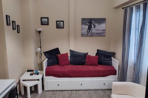 Kostas Appartment — 4-Star Luxury Hotel in Thessaloniki, Greece