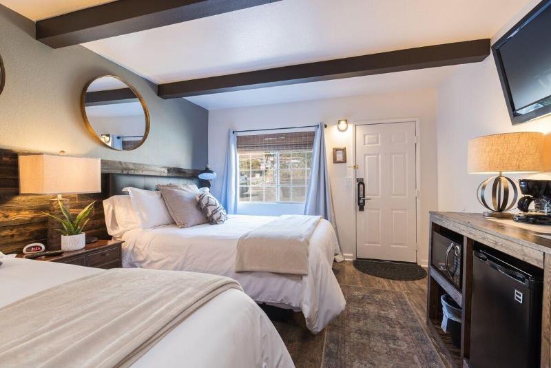 Shell Beach Inn - photo 55