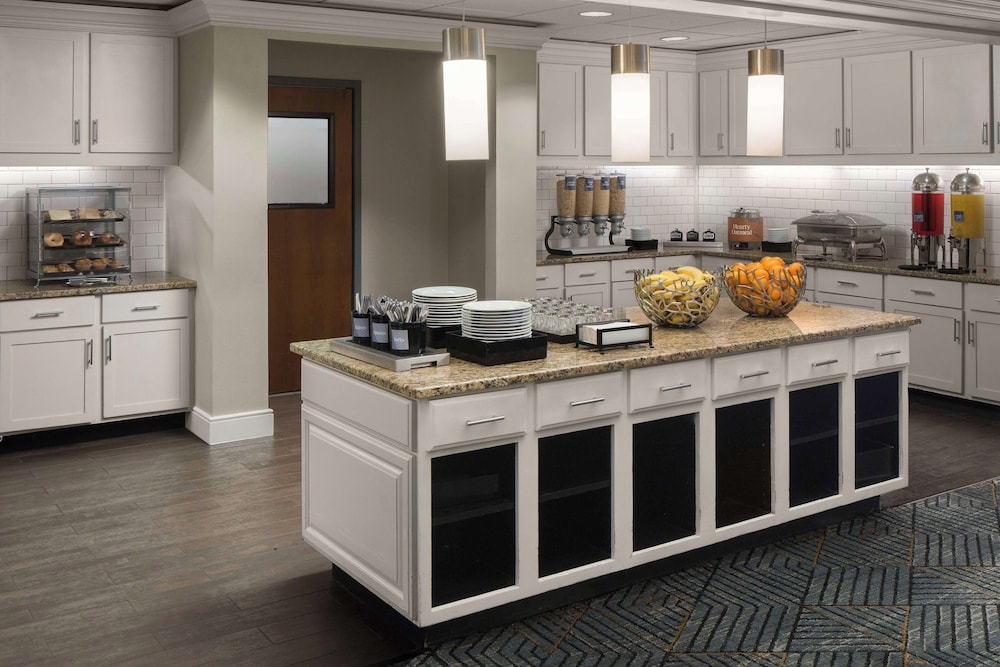 Homewood Suites by Hilton Hillsboro Beaverton - photo 30