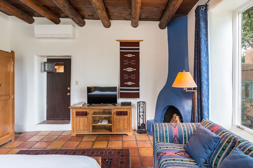 Inn Of The Turquoise Bear - photo 40
