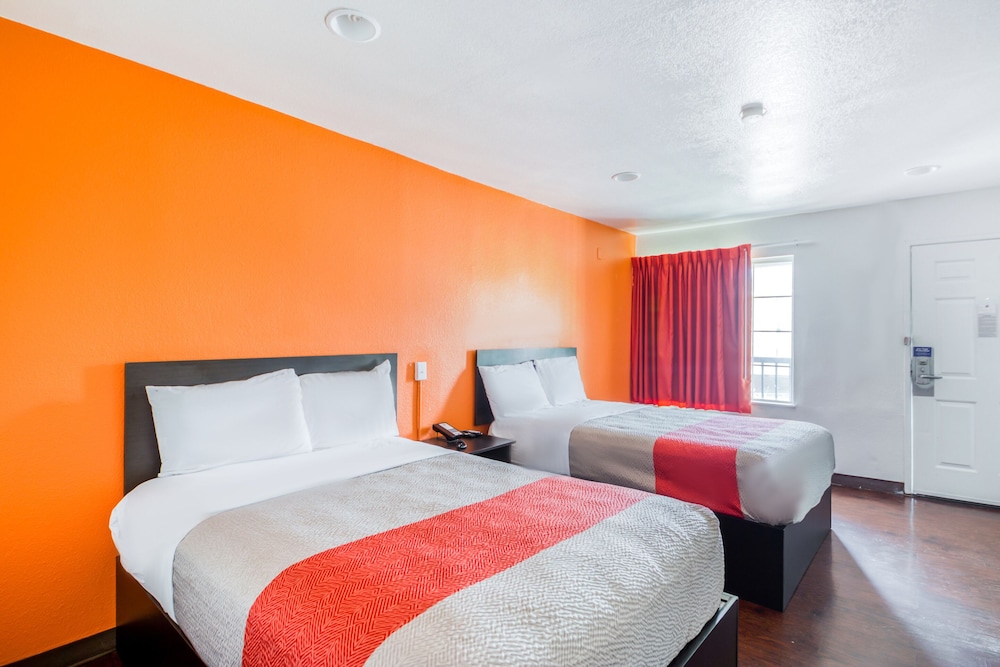 OYO Hotel Baton Rouge East I 12 Louisiana - photo 6