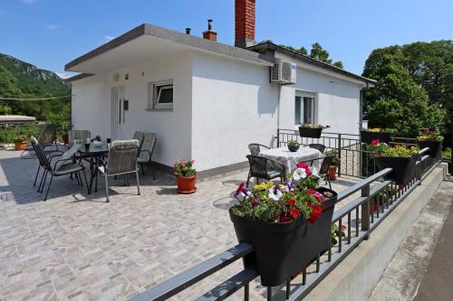 Apartments with parking space Bribir Novi Vinodolski 19862 — 4-Star Luxury Hotel in Bribir, Croatia
