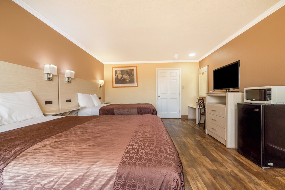 River Valley Motor Inn La Grange Texas - photo 20