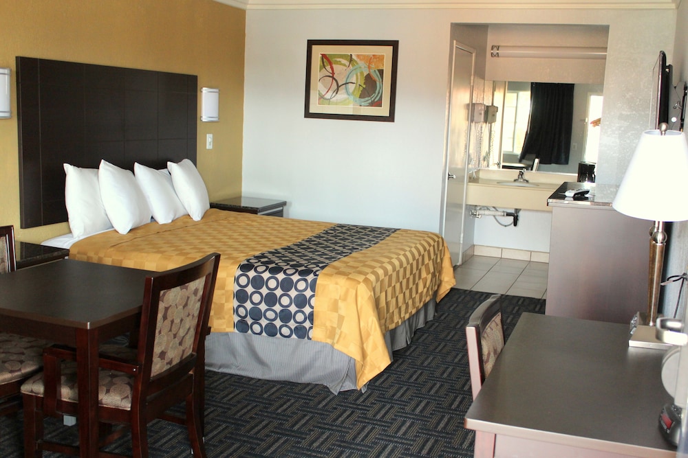 Orange Show Inn San Bernardino - photo 6
