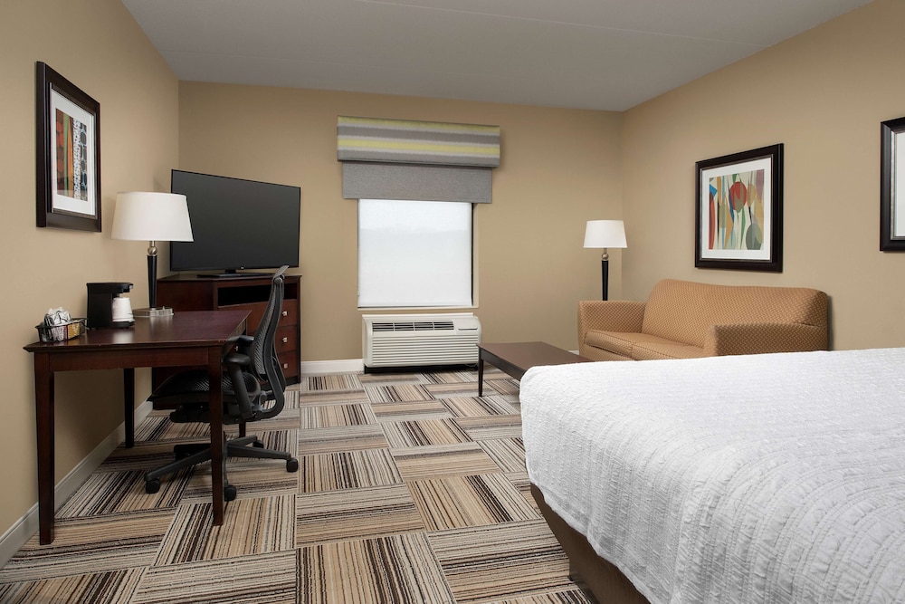 Hampton Inn Knoxville East - photo 5