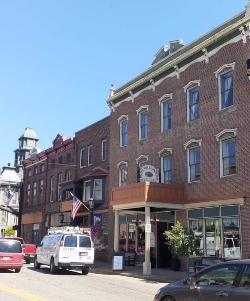 Hotel Millersburg - photo 82