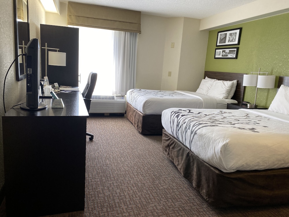 Spark by Hilton Louisville Airport - photo 21