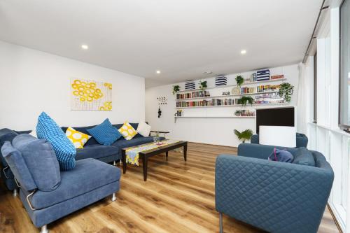 Stylish 3BR in Hawker Colorful and Renovated Hosted by CanStay — hotel in Hawker