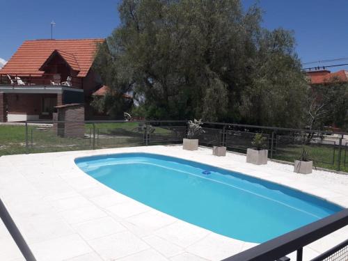 Chalet Nuevo Amanecer — 4-Star Luxury Hotel in Merlo, Argentina
