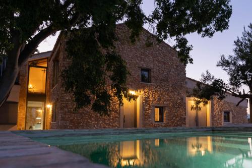 Mas Xalmes — hotel in Camarles