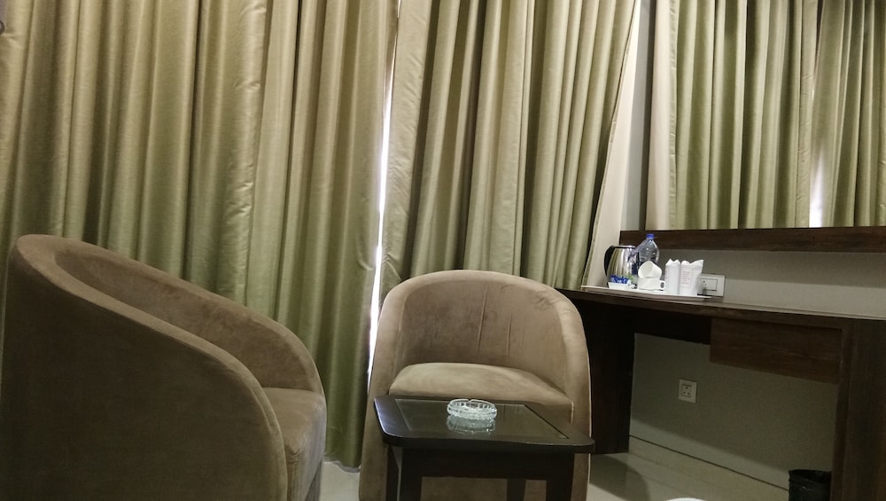 Hotel Kingsway in Raipur, India