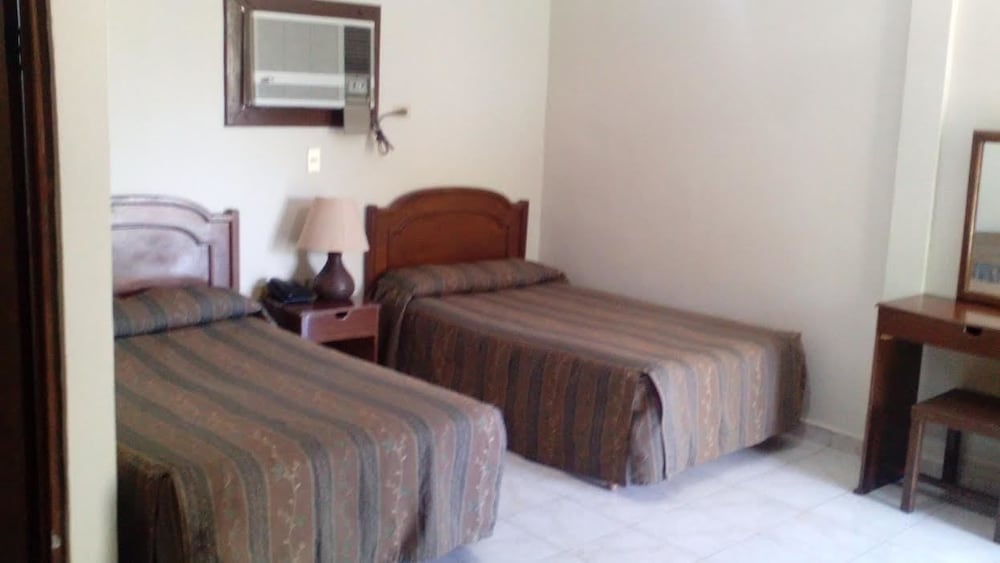 Hotel El Parador — Ahuachapan — photo 2