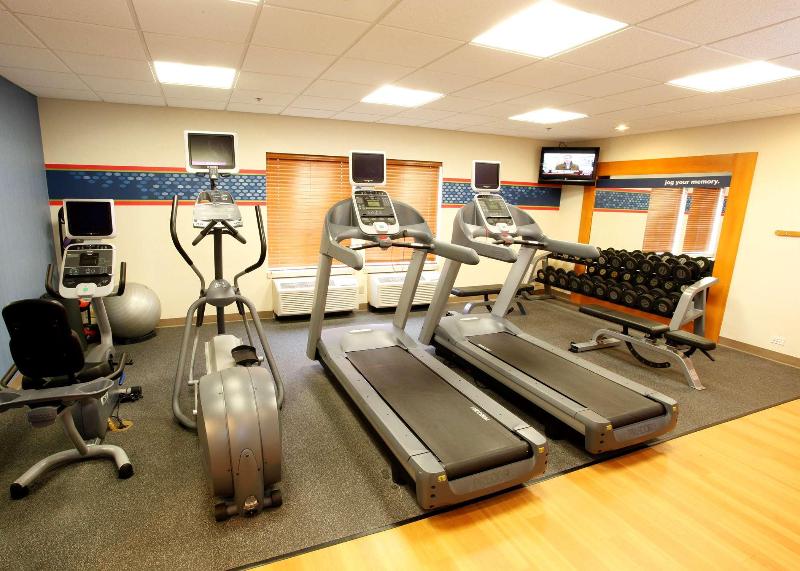 Hampton Inn Rockford - photo 5