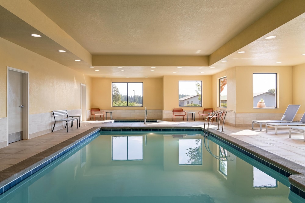 Hampton Inn & Suites Whitefish - photo 18