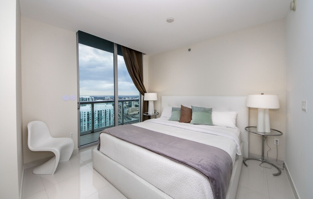 Private Residences at ICON Twr3 by JOS17 - photo 22