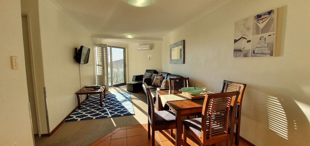 Scarborough Beach Front Resort Shell Seven - last minute hotel in Perth