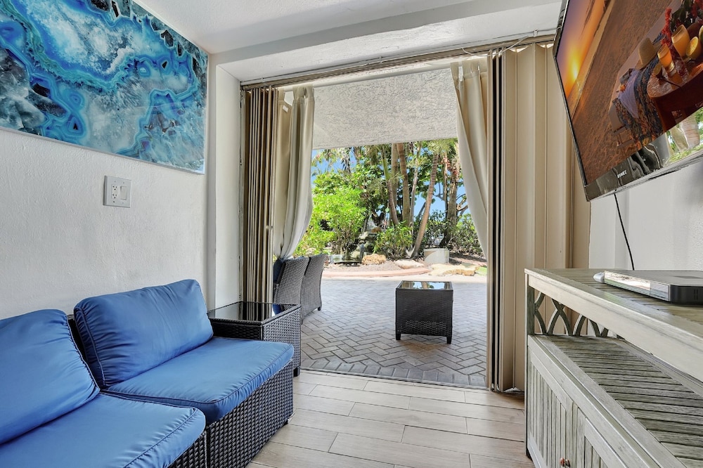 Ocean Manor Beach Hotel - photo 114
