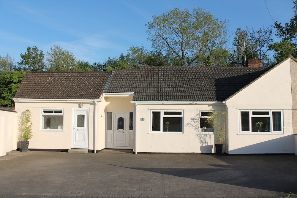 Magnolia B and B in Bristol, United Kingdom