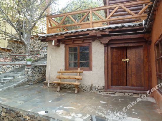 Degalin Inn in Ganzi, People's Republic of China