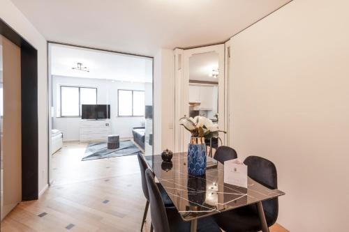 Milan Royal Suites Centro Duomo — 4-Star Luxury Hotel in Milan, Italy
