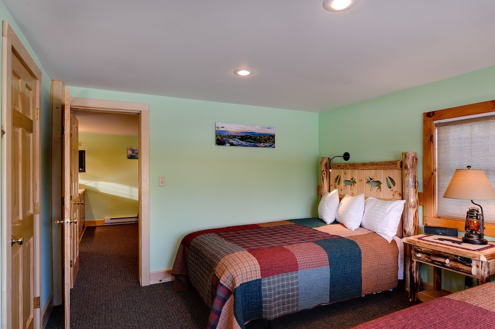 Cobble Mountain Lodge - photo 8