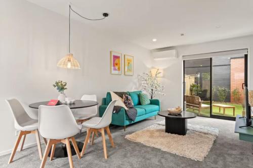 Charming 2 Bedroom Family Home — 4-Star Luxury Hotel in Auckland, New Zealand