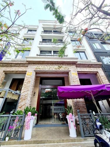 Garnet Hotel & Apartment - carbon neutral hotel in Ho Chi Minh City