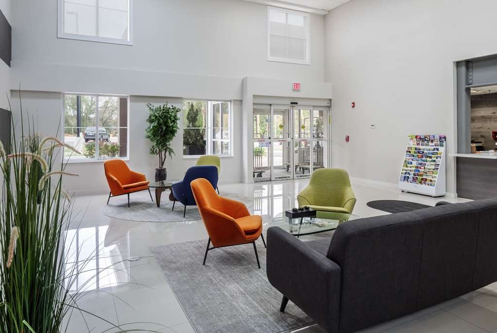 hom hotel suites Trademark Collection by Wyndham - photo 5