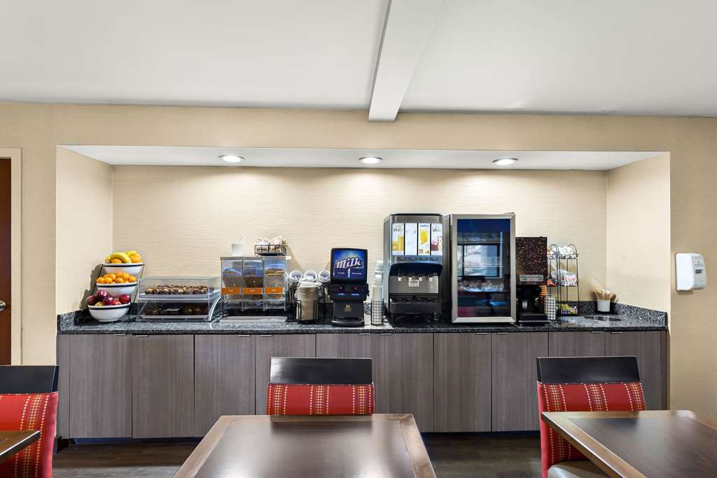 Comfort Inn White River Junction - photo 44