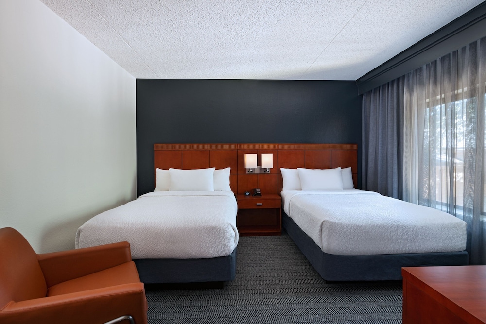 Courtyard by Marriott Dallas Plano Parkway at Preston Road - photo 8