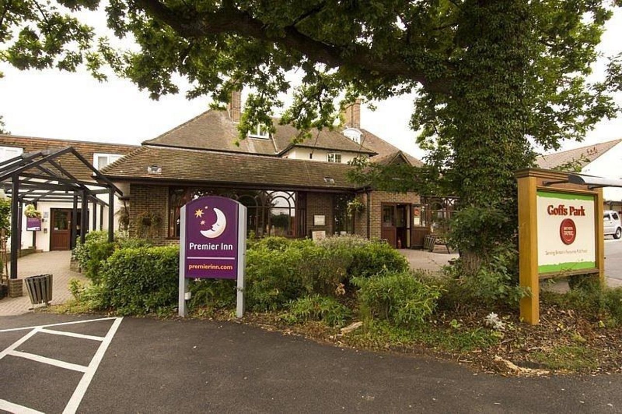 Premier Inn Gatwick Crawley Town Hotel — Crawley