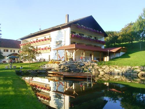 Landhotel Weingarten — hotel in Haibach