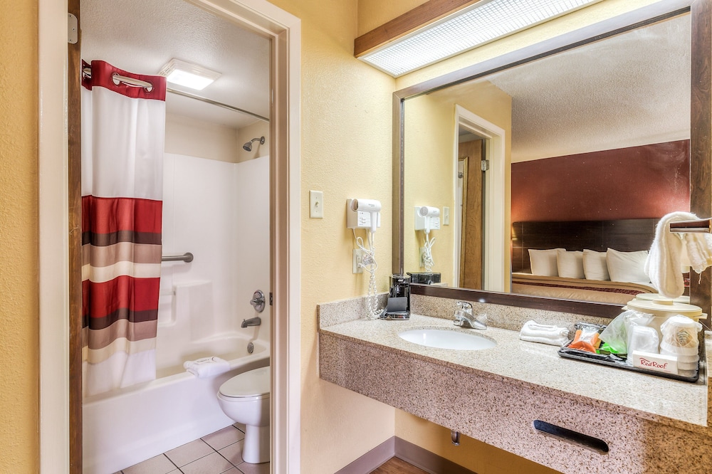 Red Roof Inn Amarillo West - photo 31