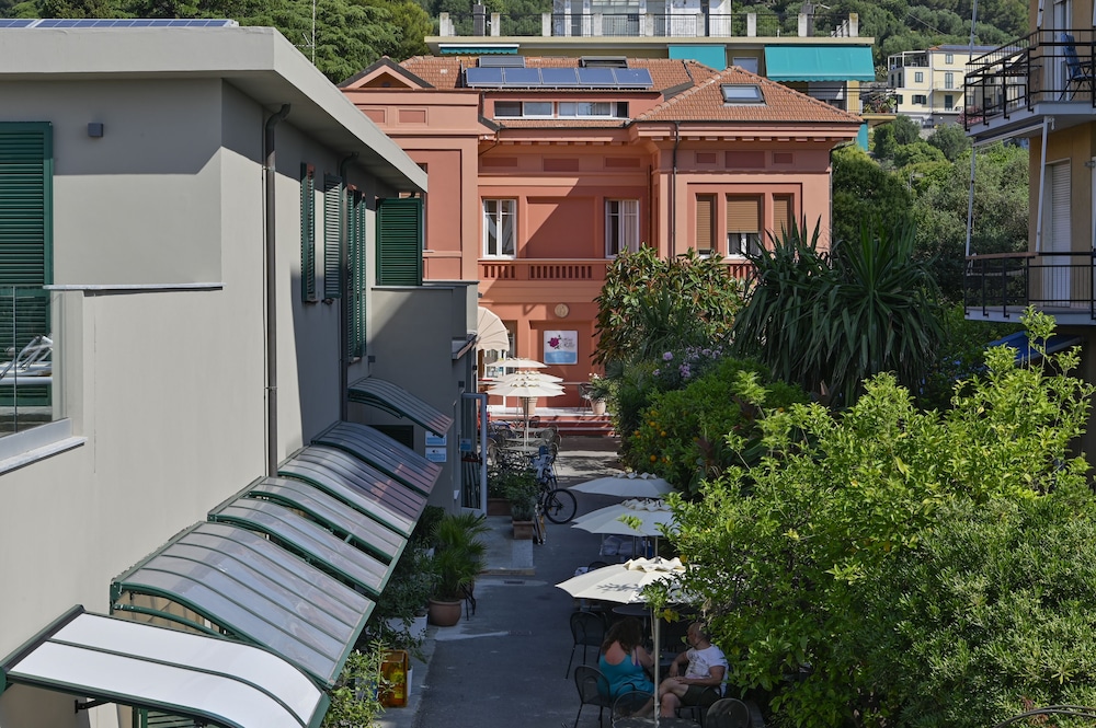 Hotel Delle Rose in San Bartolomeo Al Mare, Italy