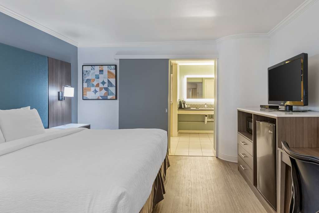 Best Western Plus Riviera - photo 25