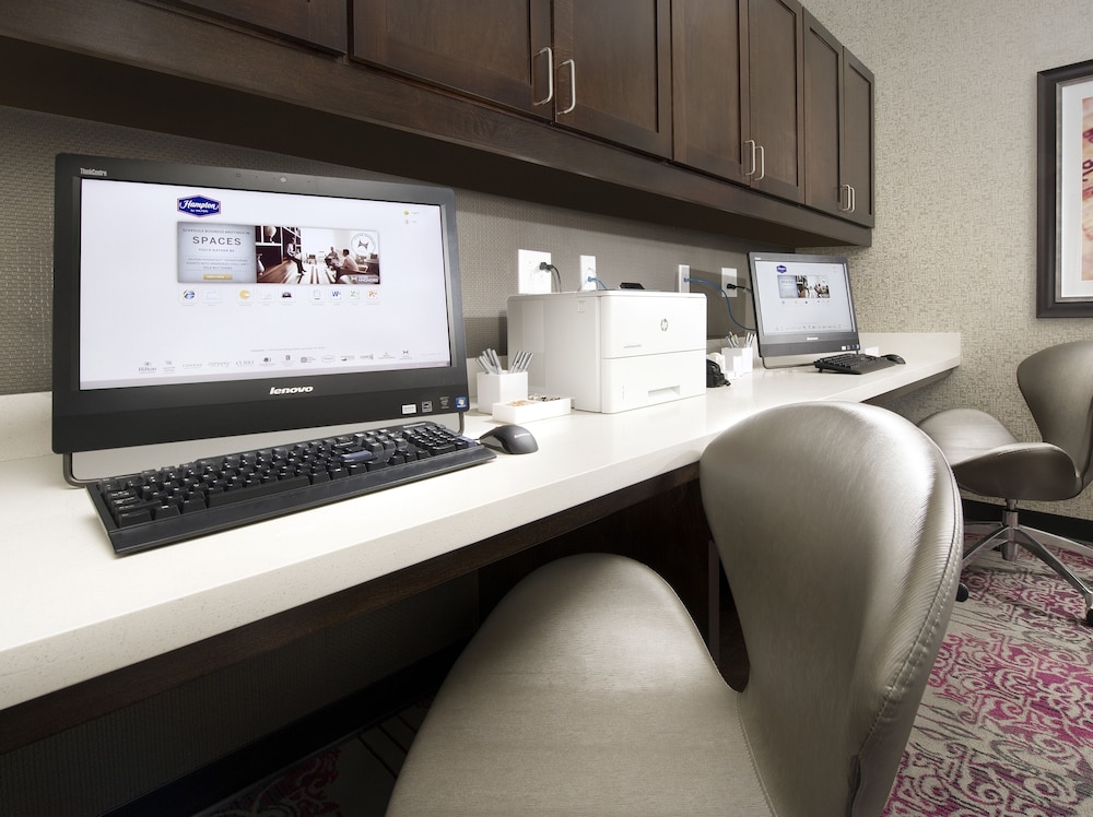 Hampton Inn Huntsville Village of Providence - photo 31
