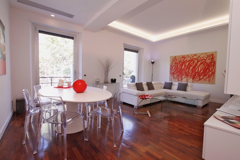 River View — 4-Star Luxury Hotel in Rome, Italy