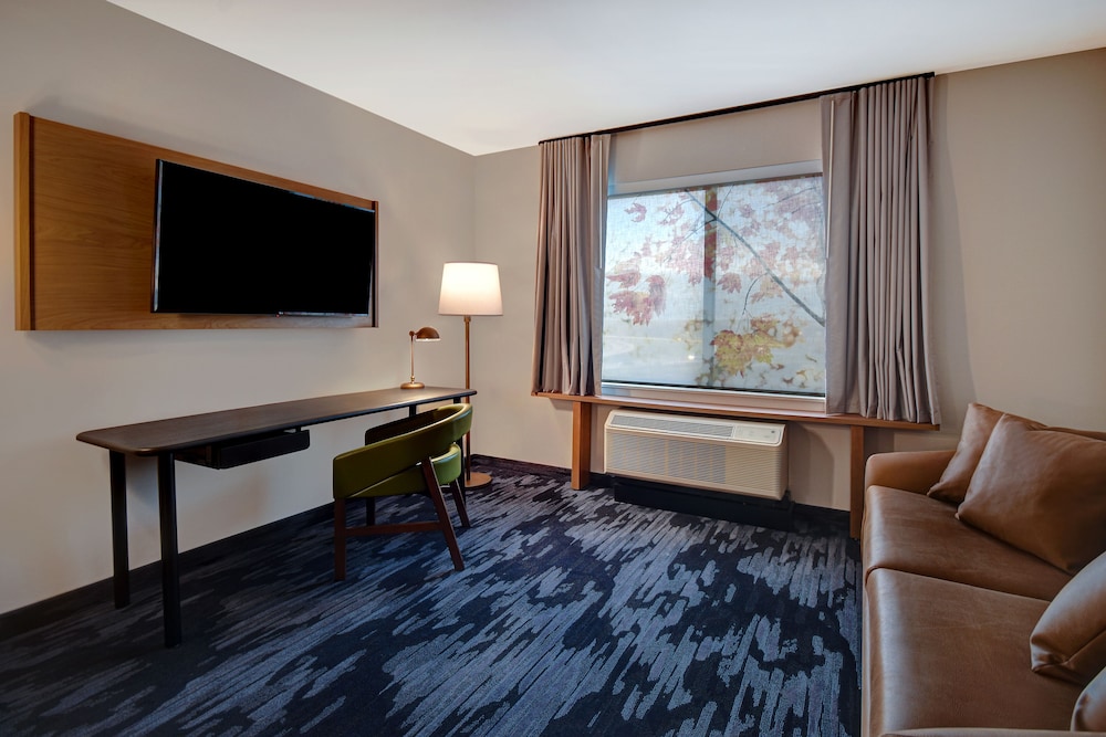 Fairfield Inn & Suites by Marriott Grand Rapids Wyoming - photo 18