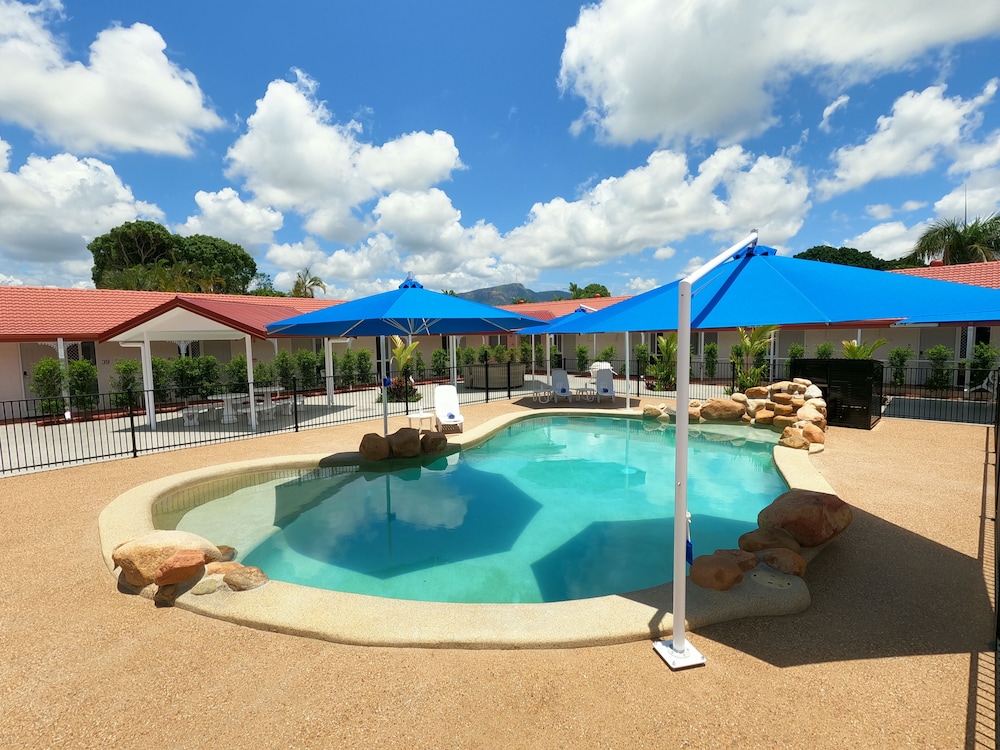 Monte Carlo Motor Inn - carbon neutral hotel in Townsville
