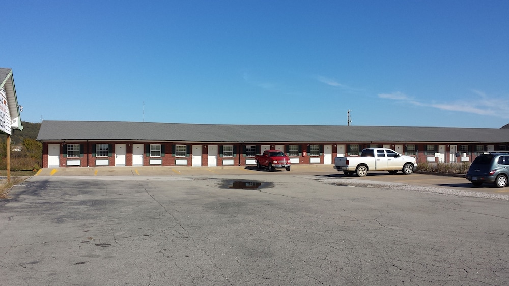 Green Country Inn - photo 27