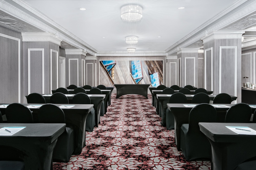 Hotel Indigo Dallas Downtown by IHG - photo 38