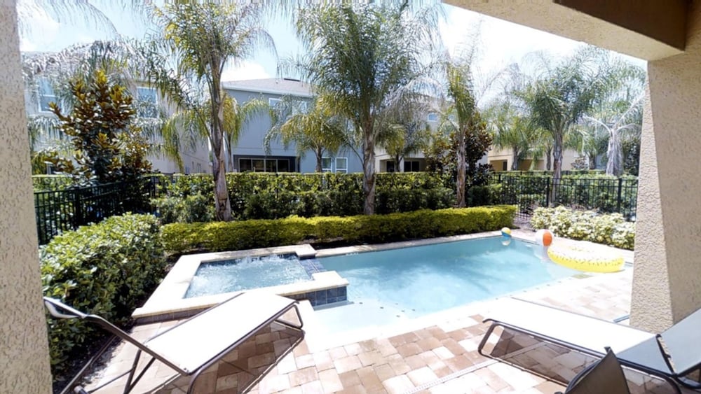 Encore Resort at Reunion 480 1744.6 — 4-Star Luxury Hotel in Kissimmee, United States