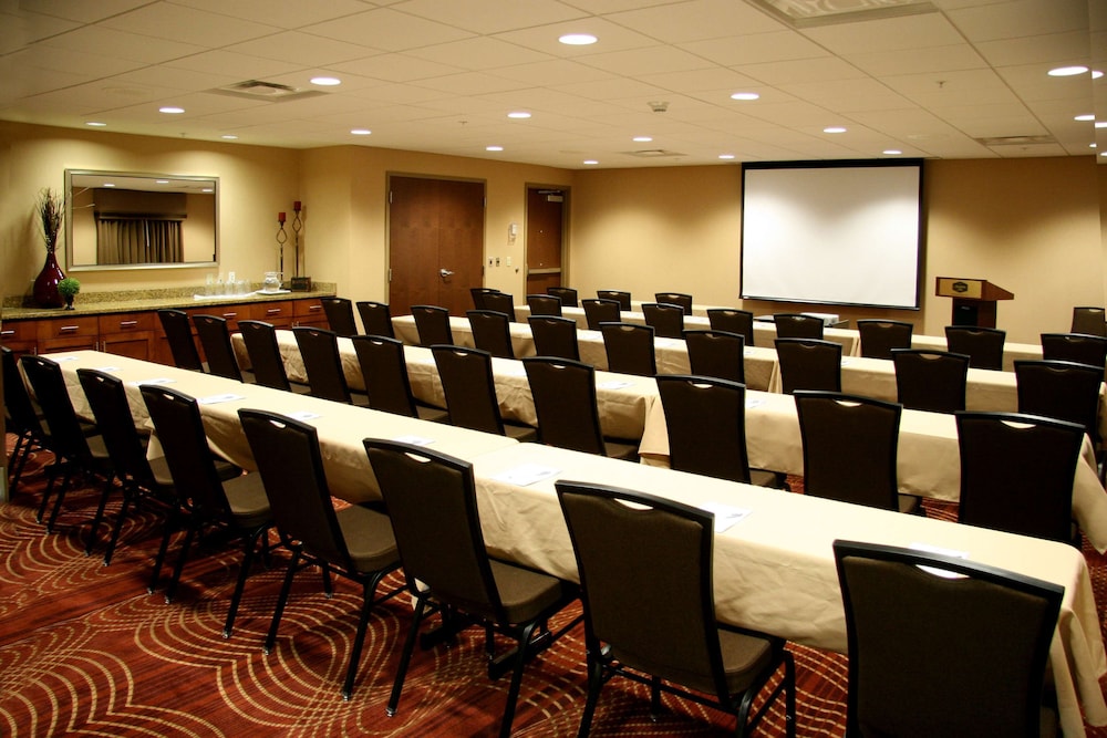 Hampton Inn Waynesburg - photo 50