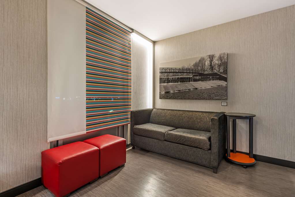 Vīb Best Western Springfield - photo 22