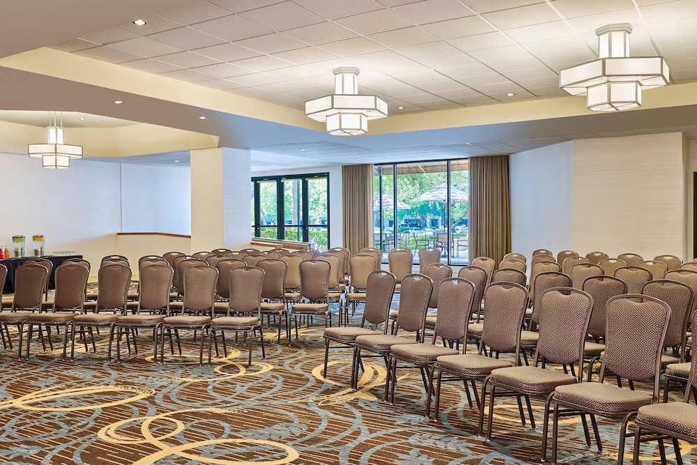 Sheraton North Houston at George Bush Intercontinental - photo 44